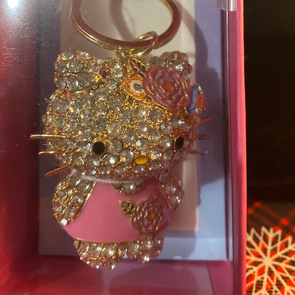 💗Hello Kitty: Bling Key Chain💗 - Picture 2 of 3